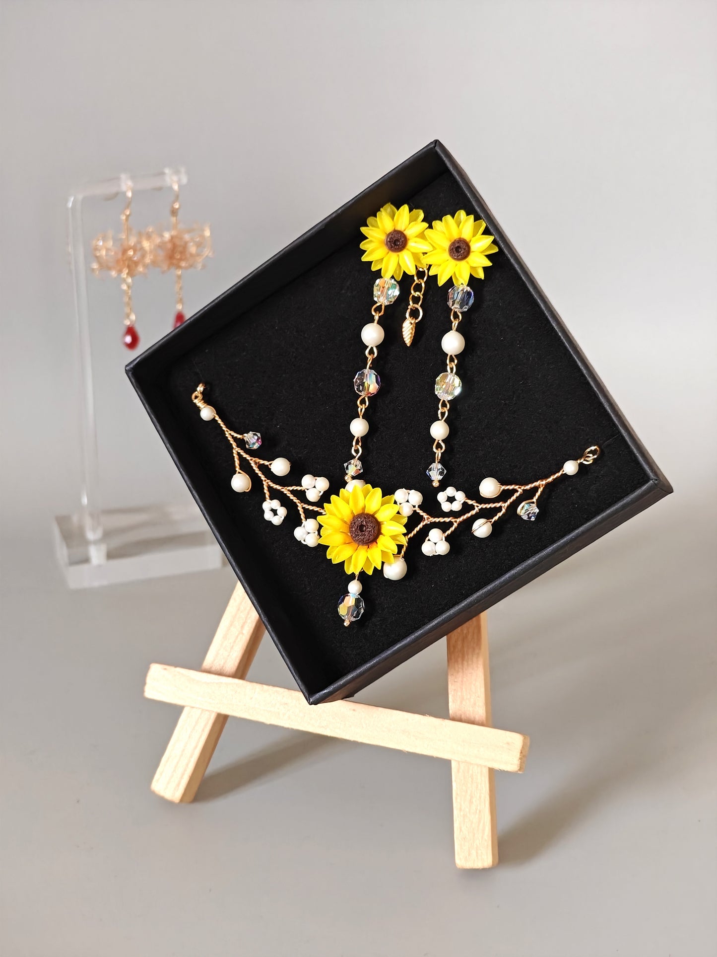 Handmade Sunflower Jewelry Set with Necklace & Earrings | Floral Pearl Jewelry Set