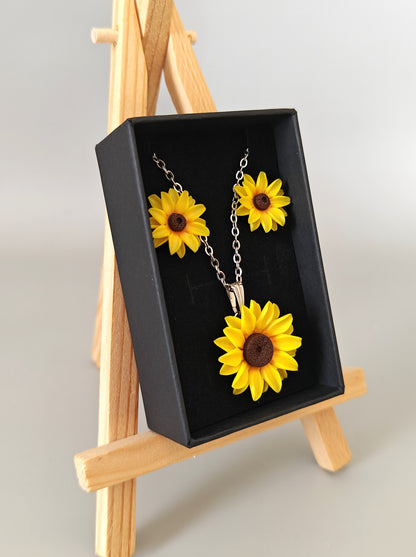 Handmade Sunflower Jewelry Set | Necklace and Earrings Set | Floral Handmade Jewelry