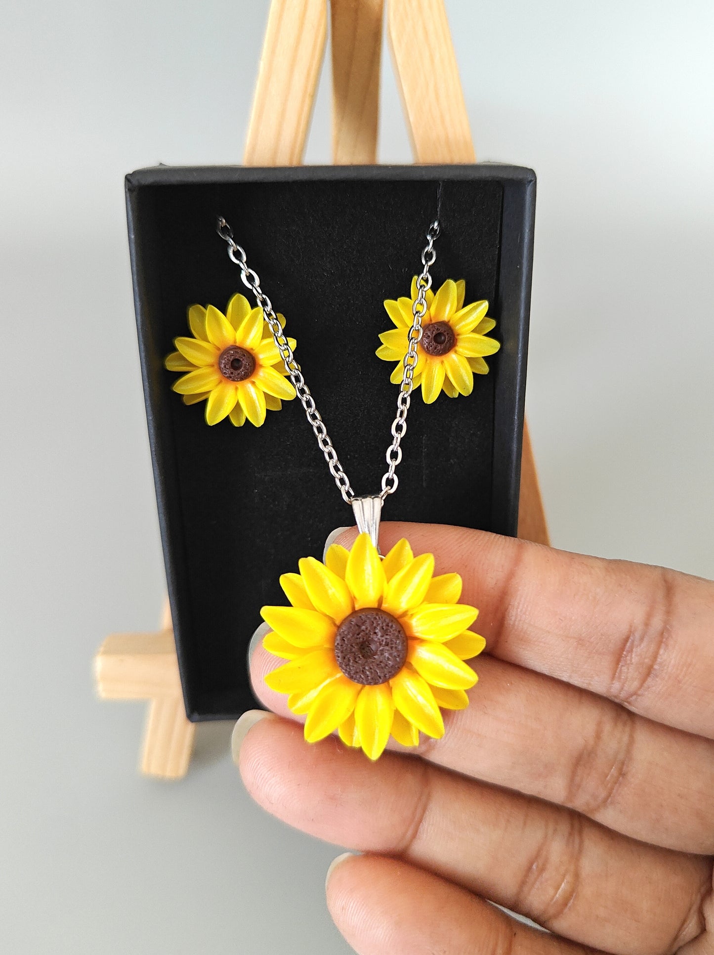 Handmade Sunflower Jewelry Set | Necklace and Earrings Set | Floral Handmade Jewelry