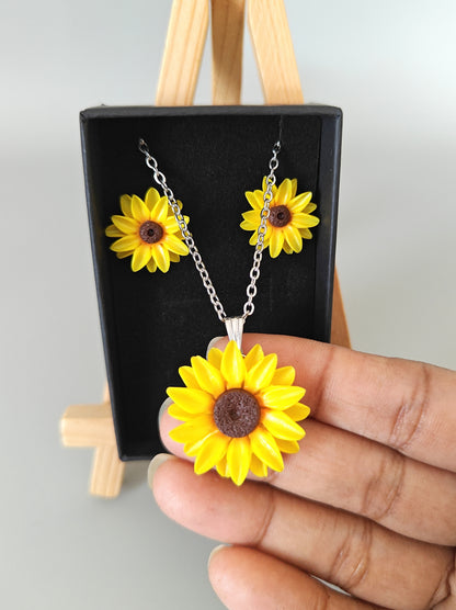 Handmade Sunflower Jewelry Set | Necklace and Earrings Set | Floral Handmade Jewelry