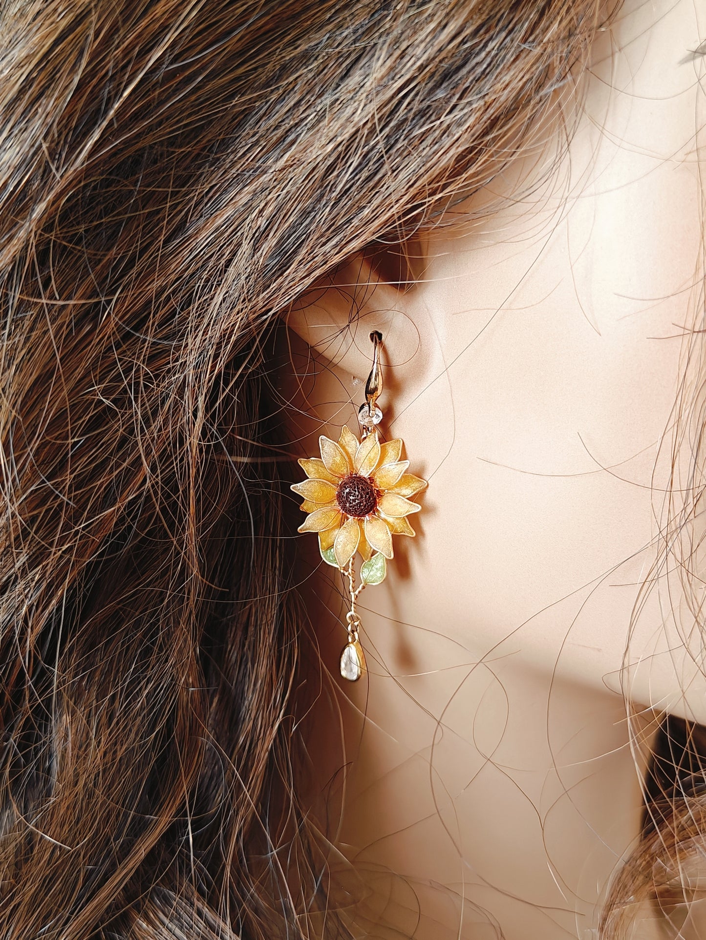 Sunflower Jewellery Set with Crystals and Leaves