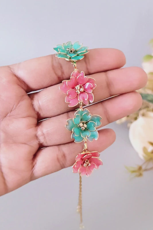 Handmade Floral Bracelet in Pink & Teal – Gold Wire Flower Bracelet